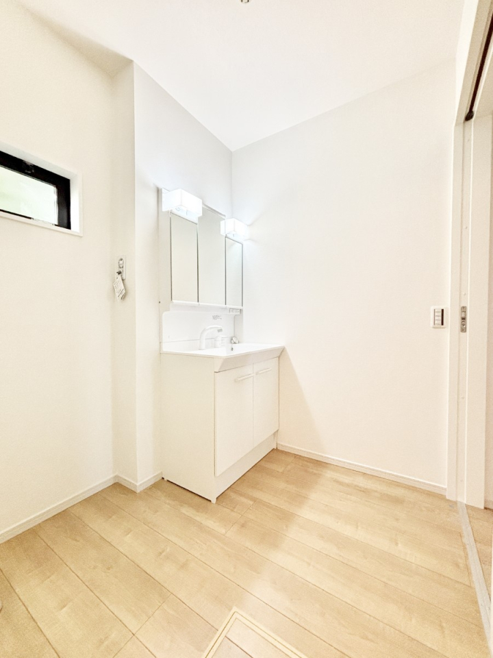 ���̑� �L�b�`���Ƃ̓������l�����������W���݌v�ŖZ�������Ԃ̉Ǝ������N���N