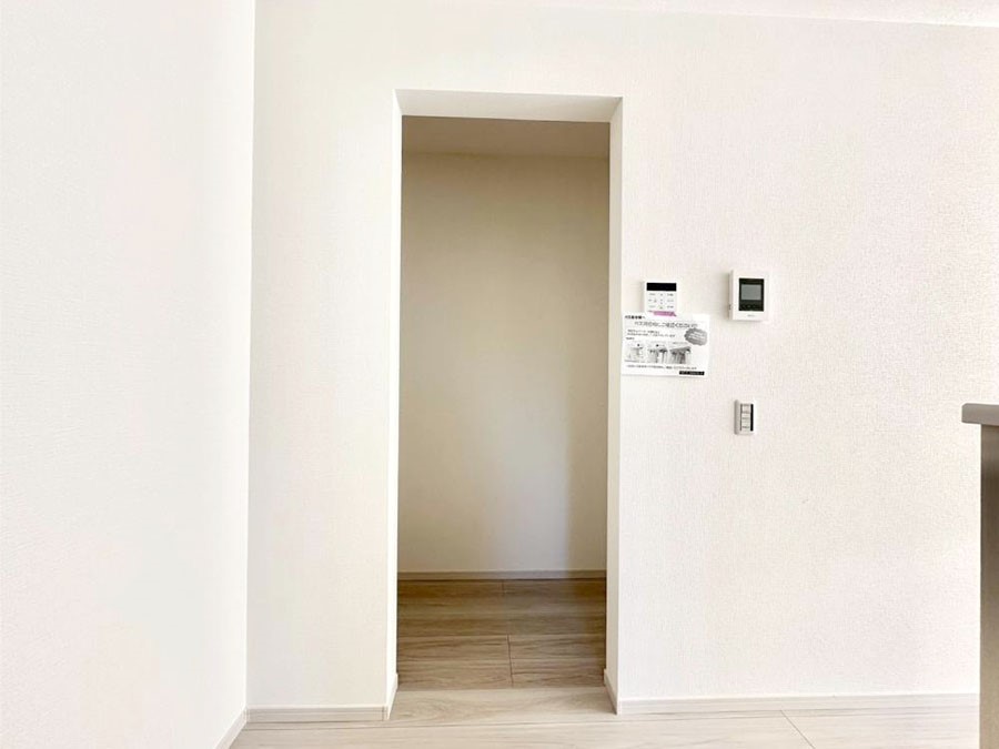 ���̑����� �L�b�`���ɂ̓p���g���[�I�H�ނ̃X�g�b�N�͂������A���p�i�̎��[�Ȃǎg�����͂��낢��I