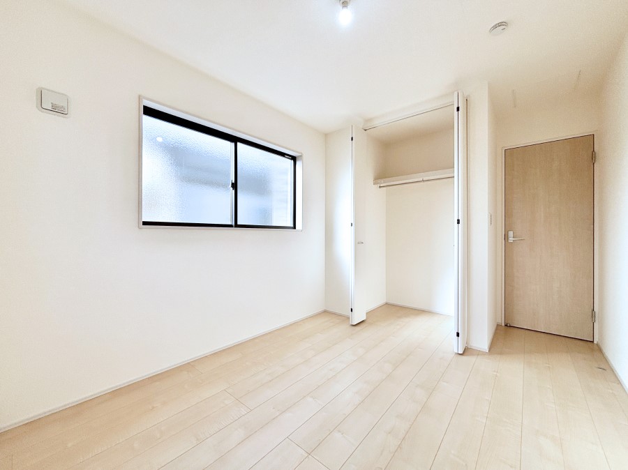 �q������ �q�������ɂ��������߂Ȏ��[�X�y�[�X�����Ղ�̋���