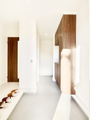 ���� ���Ƒ��₨�q�l���C�����悭���o�}���ł��鉸�₩�ȕ��͋C�̌��ւł�