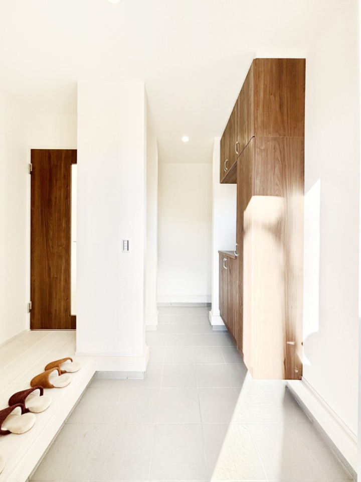 ���� ���Ƒ��₨�q�l���C�����悭���o�}���ł��鉸�₩�ȕ��͋C�̌��ւł�