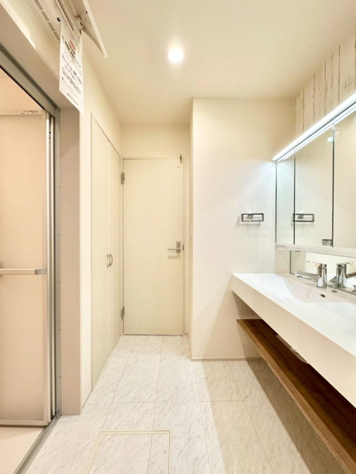 ���̑� �������̂��郉���h���[�X�y�[�X