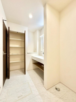 ���̑� ���I�t�������h���[�X�y�[�X