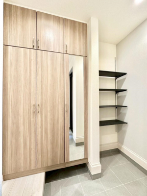 ���[ �y�Ԏ��[������̂ŁA�U�炩�肪���Ȍ��ւ��X�b�L���Еt���܂��B �x�r�[�J�[��O�V�ѓ�����u���ĕ֗��ł��B