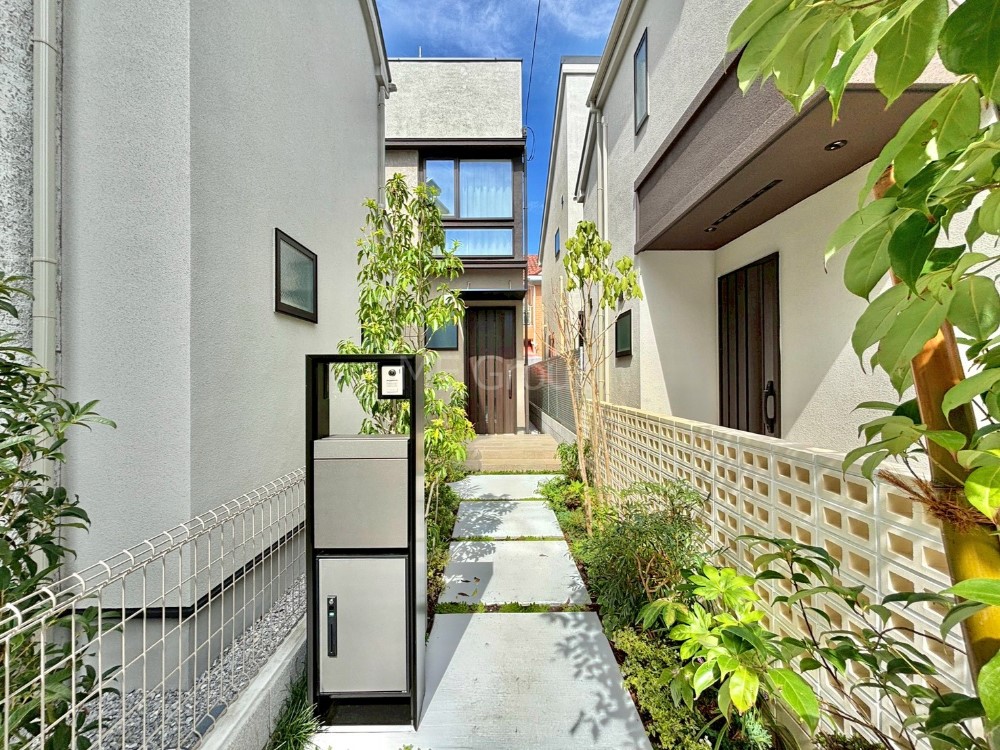 nOώʐ^ 炵₷ƋSn̗ǂɂVvŖÔȂfUC I