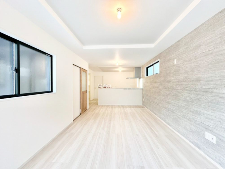 rO Ƒ̓₩Șbŕ܂閾邢rO 