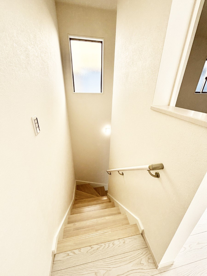 ̑ Ki͎肷tȂ̂ŏȂq܂₲̕Sł