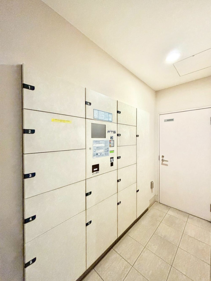 ̑ 玞̂ו̎󂯎łz{bNXt@