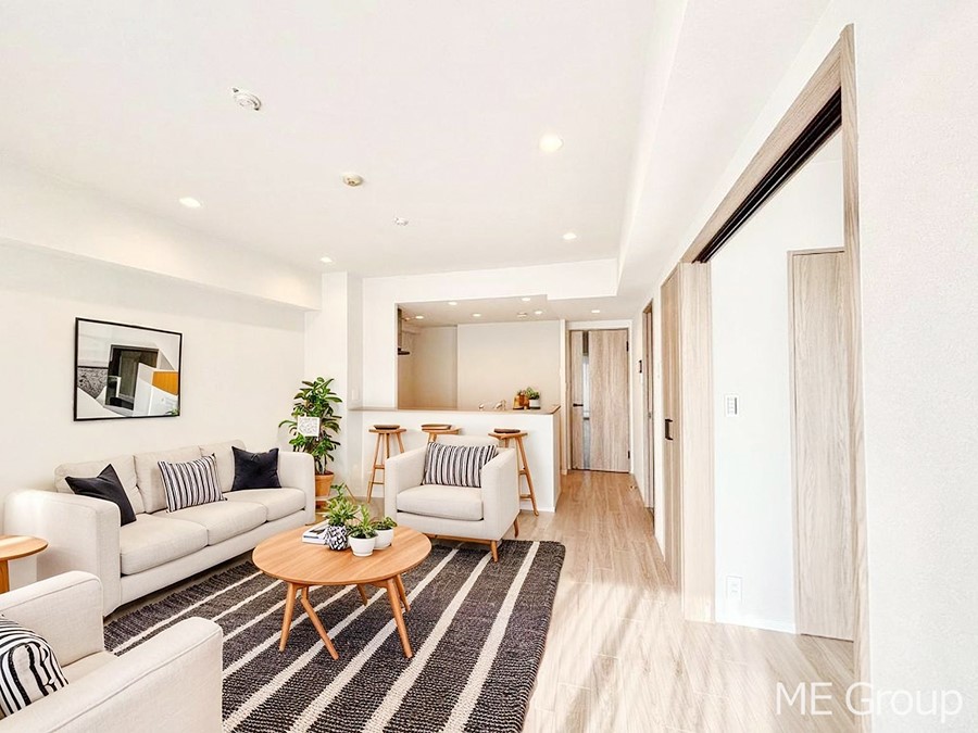 rO ͋Ĉkcj͉Ƒ݂Ȃ̉Kԁ@ƋCGł@