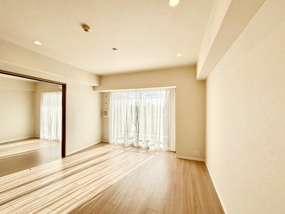 ̑ ƑRƏW܂ẽXy[XɂȂ肻  @