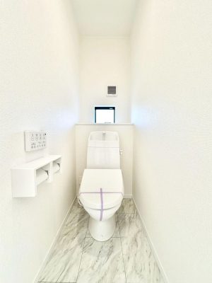 gC gC1K2KꂼɔzuĂĂƂĂ֗łB 