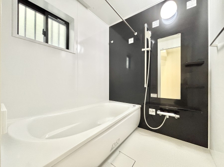 ���� ����̔�����₷��؂ȃo�X�^�C���B�������Ƃ����C���y����Ŕ����Ƃ肽���ł��ˁI  