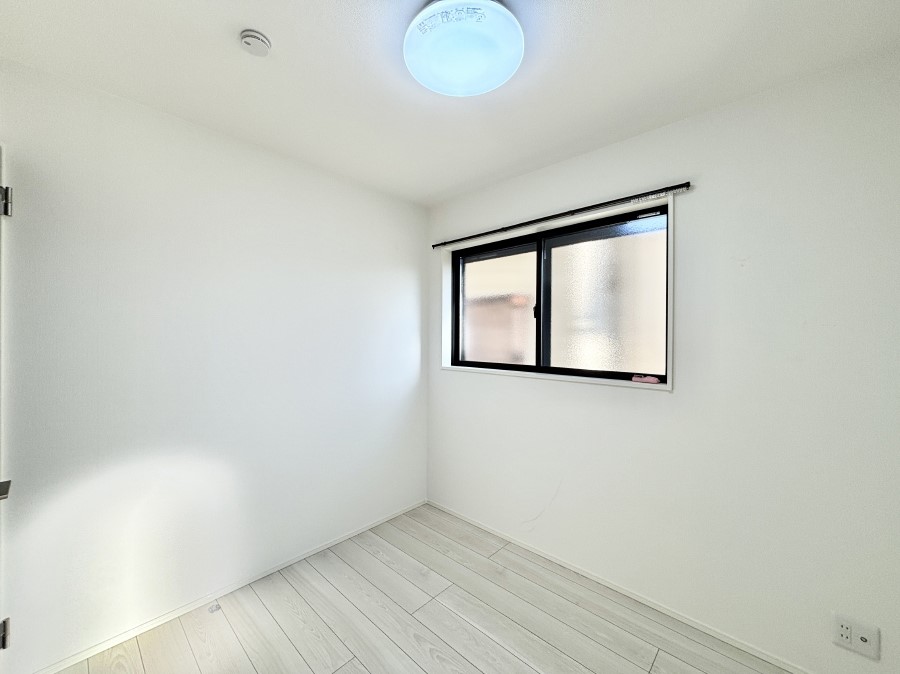 �Q�� �g���₷���`�Ńx�b�g��Ƌ�̒u�����ɂ����邱�Ƃ�����܂���B   