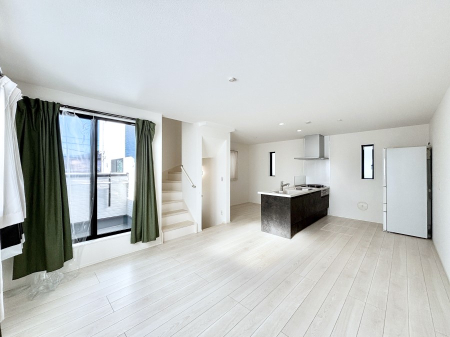 ���r���O �傫�ȑ����炽���Ղ�̗z���ƕ����������郊�r���O