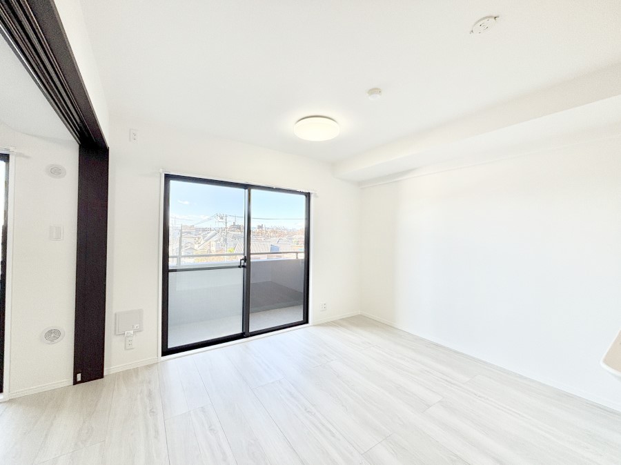 ���r���O �傫�ȑ����炽���Ղ�̗z���ƕ����������郊�r���O  