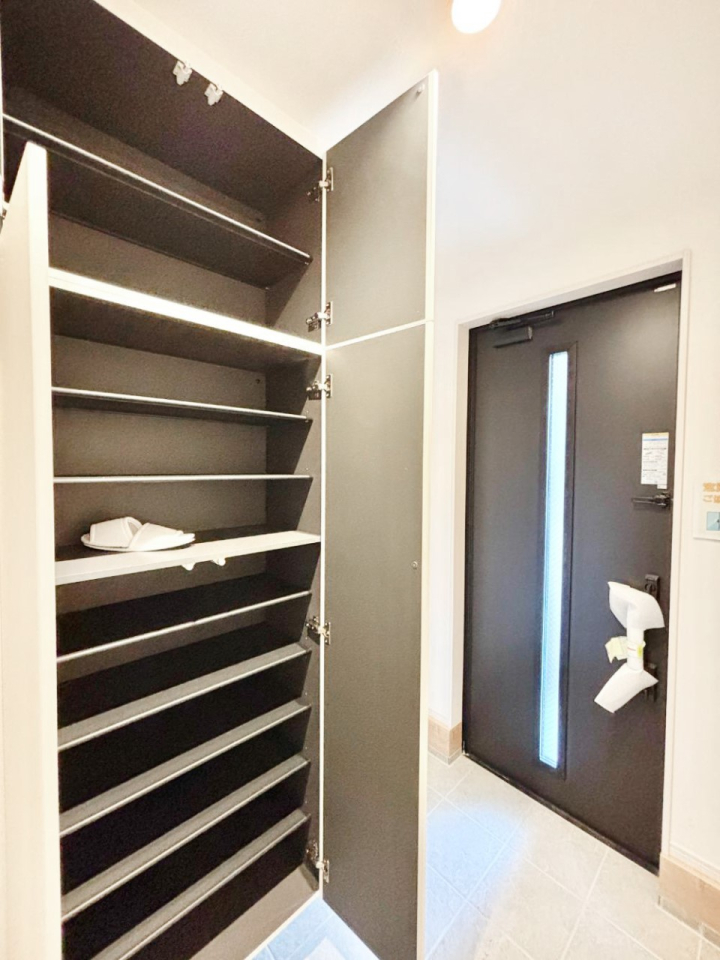 [ U炩肪ȌւXbLIƑ̌CՂ[ł錺֎[tłB