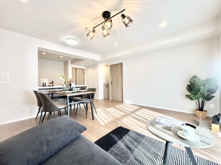 ���r���O �������������͋C�̂k�c�j�͉Ƒ��݂�Ȃ̉��K���