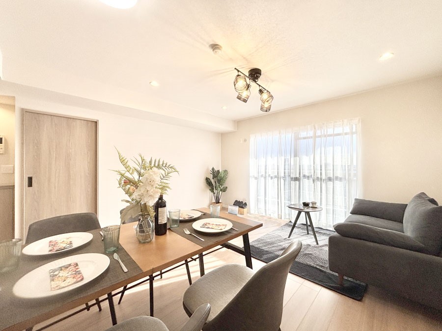 ���r���O �傫�ȑ����炽���Ղ�̗z���ƕ����������郊�r���O