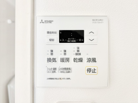 ̑ g[C@tȂ̂ŁAVĈSI