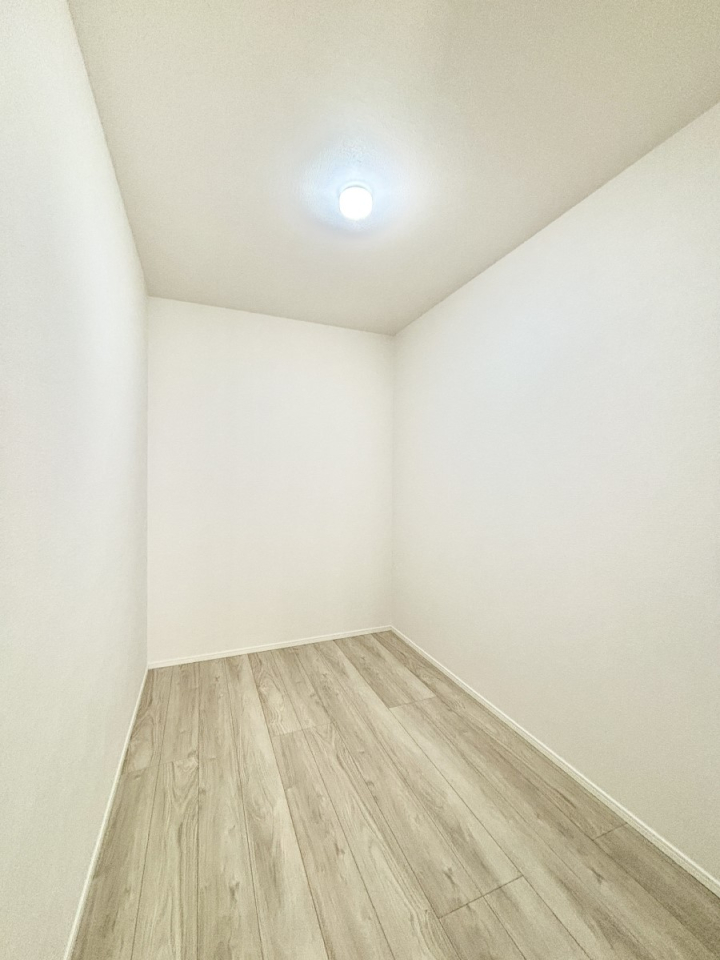 ���̑� �m����WIC�B���s��������̂Ō���̈ߗނ�����������܂�܂��B