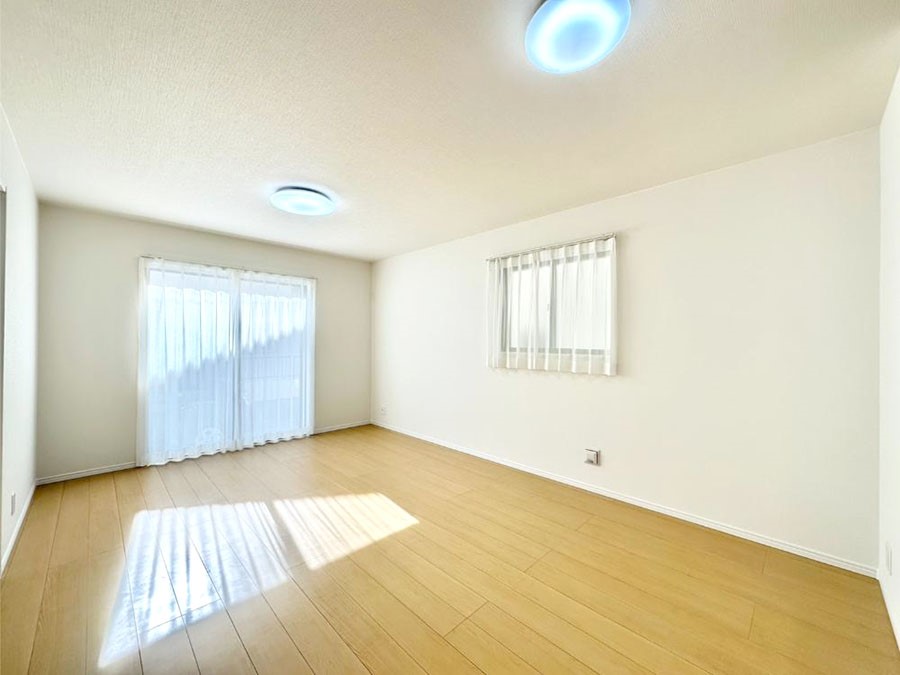 ���̑����� �Ƒ������R�ƏW�܂�e���̃X�y�[�X�ɂȂ肻��