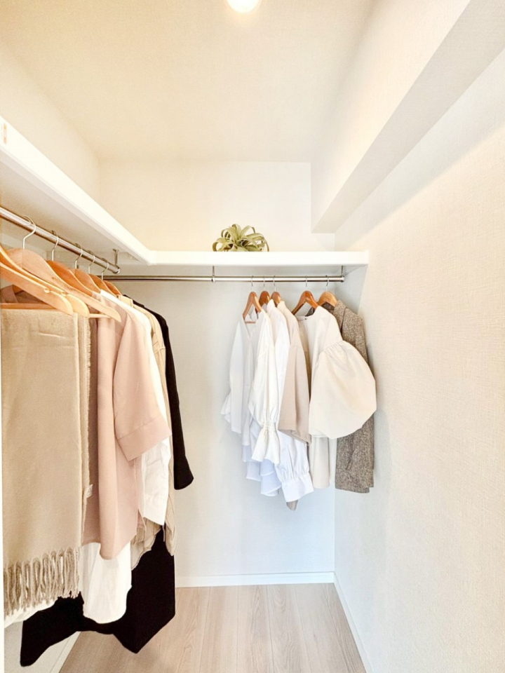 ̑ ߗނnK[Ɋ|܂܎[łWICtBߗނ̐ڂ₷ĕ֗I