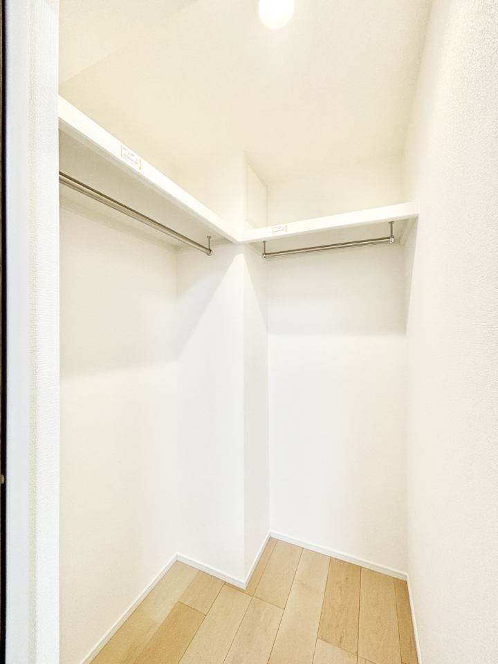 ̑ EH[NCN[[bg̊pŐԃXbL