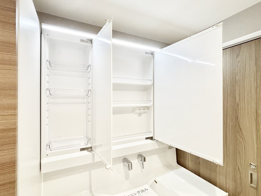 ̑ Oʋ̗ɁAϕiqpiȂǂ[\Bʑƕۂ܂I