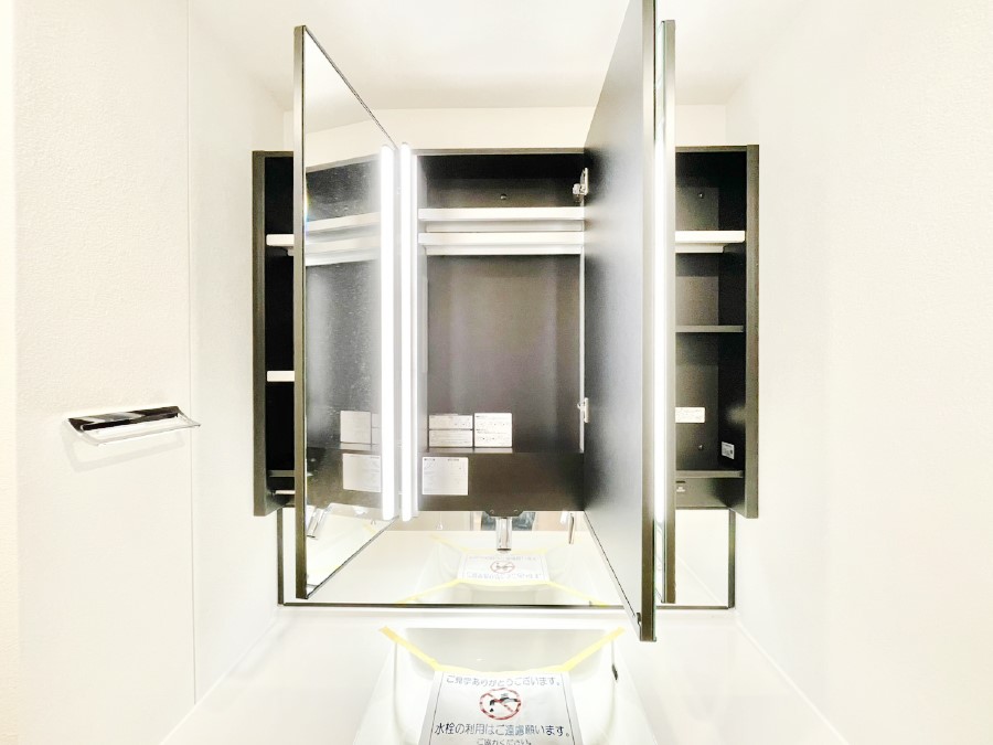 ̑ Oʋ̗ɁAϕiqpiȂǂ[\Bʑƕۂ܂I