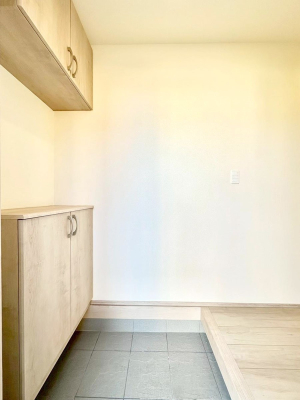 ���� �Ƒ��̋A��₨�q�l�������������}���錺��  