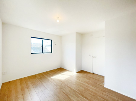 Q g₷`ŃxbgƋ̒uɂ邱Ƃ܂B   