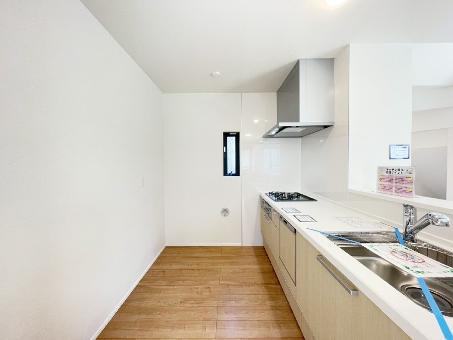 Lb` u₩ȕʂ蔲Lb`B̂Ŗ邭Cɂ𗧂܂