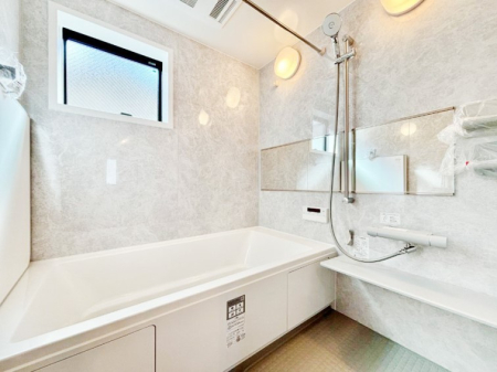  @t̃oX[łłKȃoX^Cy߂܂I