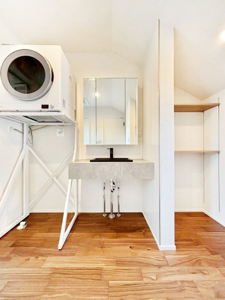 ʑEʏ Ƃ̐ʃXy[XŒ̐gxxX[YɁI