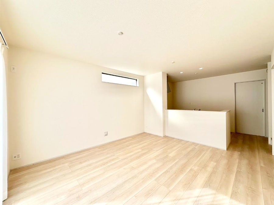 ���r���O �Z�ޕ��̌��������o�����A�C���e���A���l����̂��y���݂ȃ��r���O�ł��I 