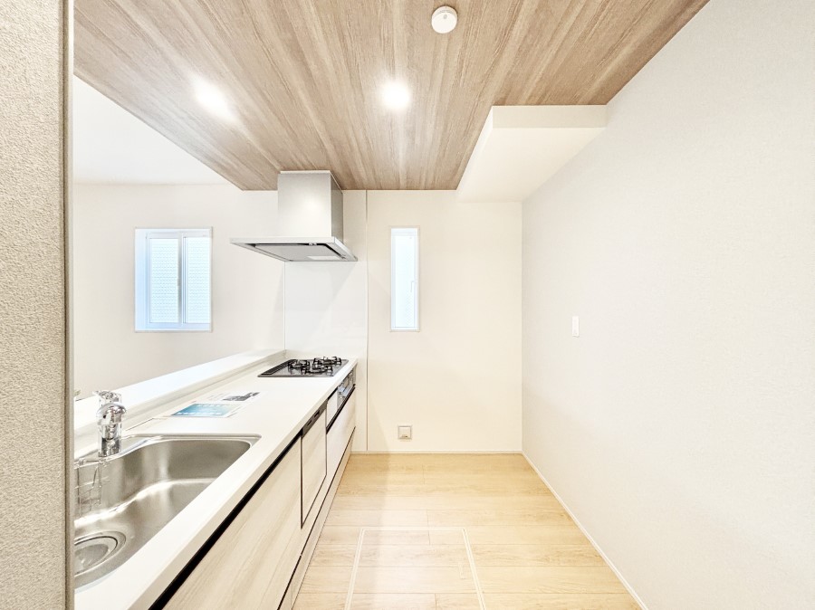 �L�b�`�� �L�X�Ƃ����g������̗ǂ��L�b�`���œ��X�̂��������y�����Ȃ肻��