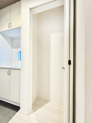 ���� �U�炩�肪���Ȍ��ւ��X�b�L���̌��֎��[�t�@