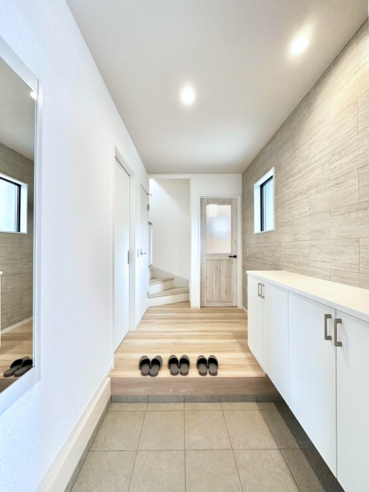 ���� ����I�𗘗p���āA���z�������������q�l�������ĂȂ��ł��܂��B