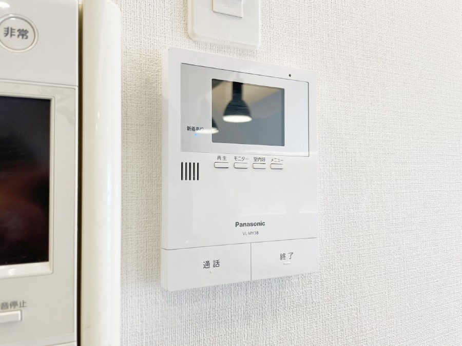 ̑ TVj^[tC^[tHtĂăZLeB[  