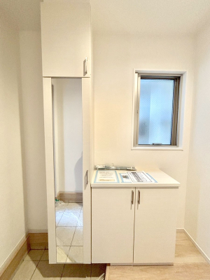 ���̑����� �����Ղ���[�ł���V���[�Y�{�b�N�X�ŉƑ��S���̌C���A���ւ�������B  