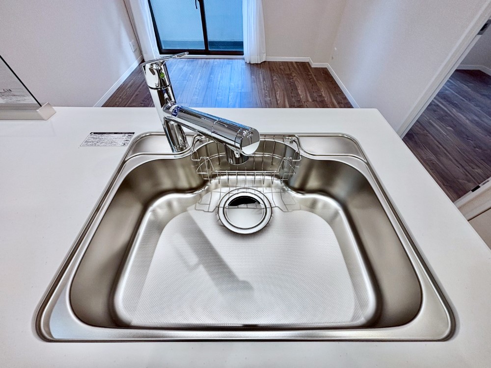 ̑ łȂB̐ŐƏ򐅂gB