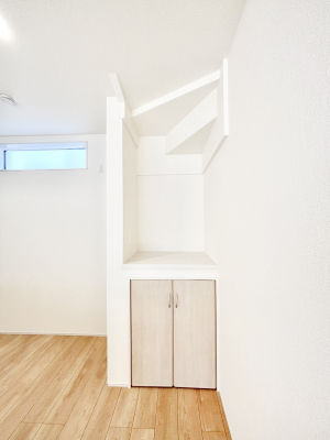 ���̑� �L�b�`�����ɃJ�E���^�[��ݒu�B������Ƃ�����Ƃɂ��֗��ł��ˁB