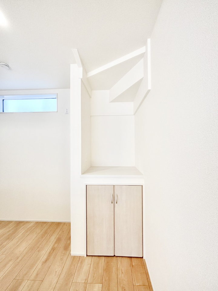 ���̑� �L�b�`�����ɃJ�E���^�[��ݒu�B������Ƃ�����Ƃɂ��֗��ł��ˁB