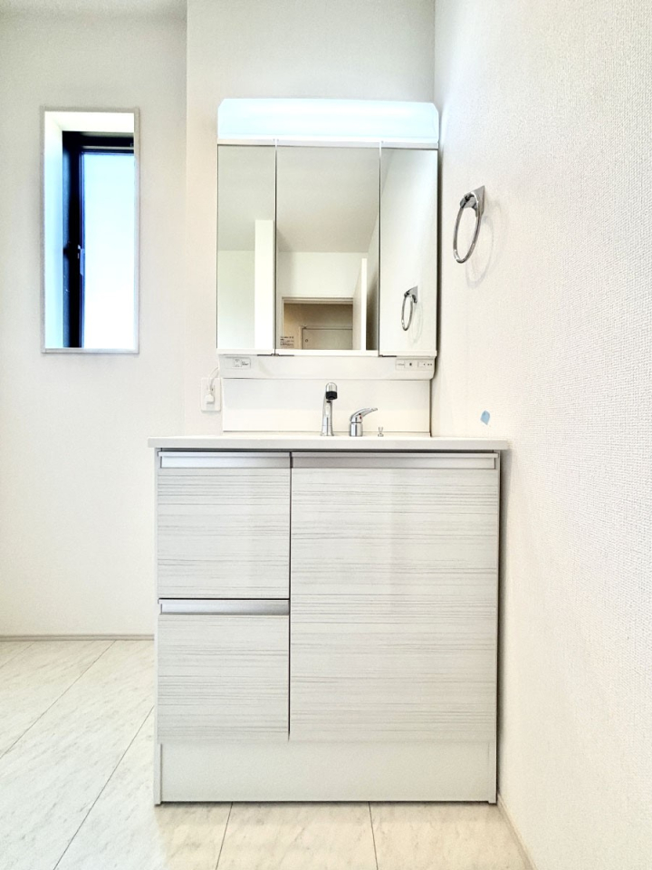 ʑEʏ 傫₷OʋŐʑ́AgȂ݃`FbN┧̂ɂ߂łB 