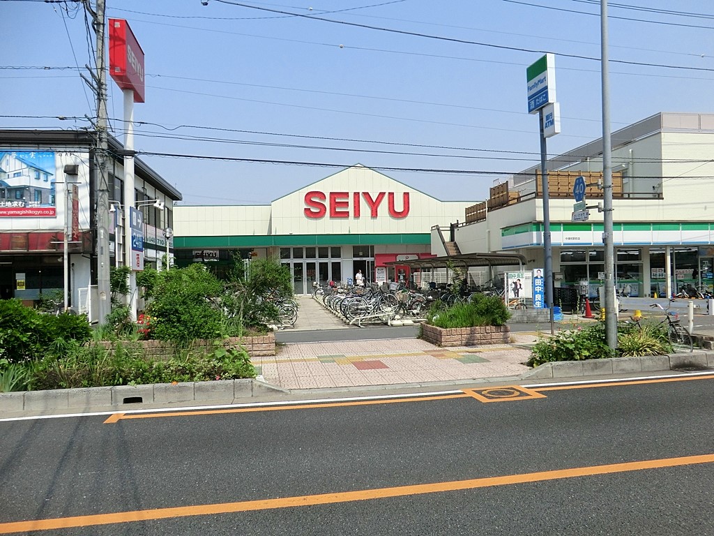 ���ӊ� �X�[�p�[ 700m ���F���Y�a�X
