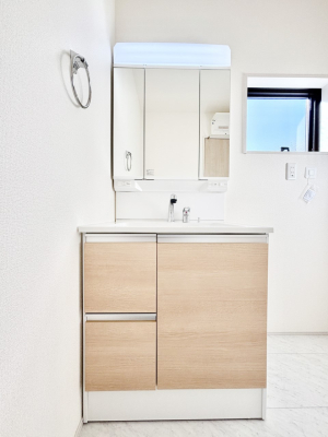 ʑEʏ [͂Ƌ@\ɗDꂽʉϑ 