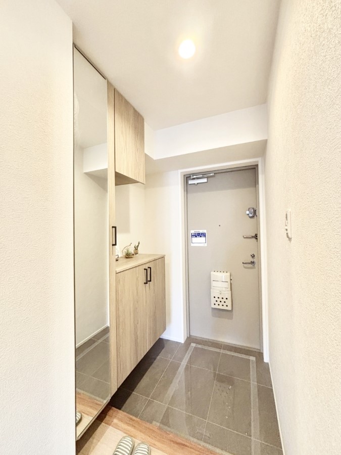 ���� ���ւɂ͎��[�������Ղ肠��̂ŃX�b�L�������q���I�ȋ�Ԃ�ۂĂ���