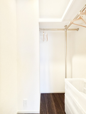 ���̑� �G�߂̈ߗނ��X�b�L�����[�I��e�ʂ̎��[�͂����͓I��WIC�t���I