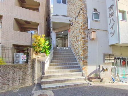 �G���g�����X -