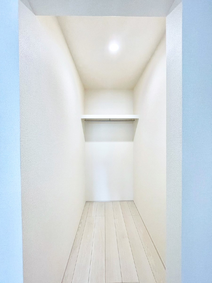 ���̑� �E�H�[�N�C���N���[�[�b�g�t���Ő�����Ԃ��L�����p�ł��܂��B